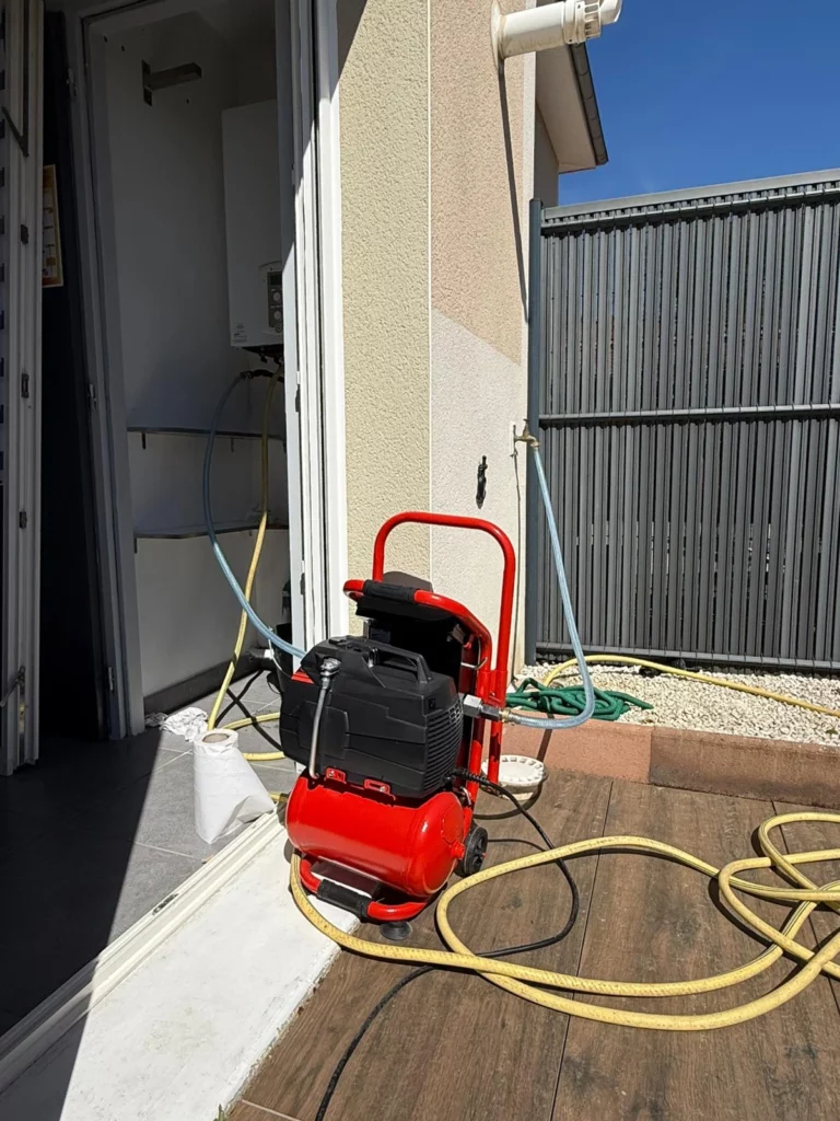 Désembouage du circuit par v2r plomberie